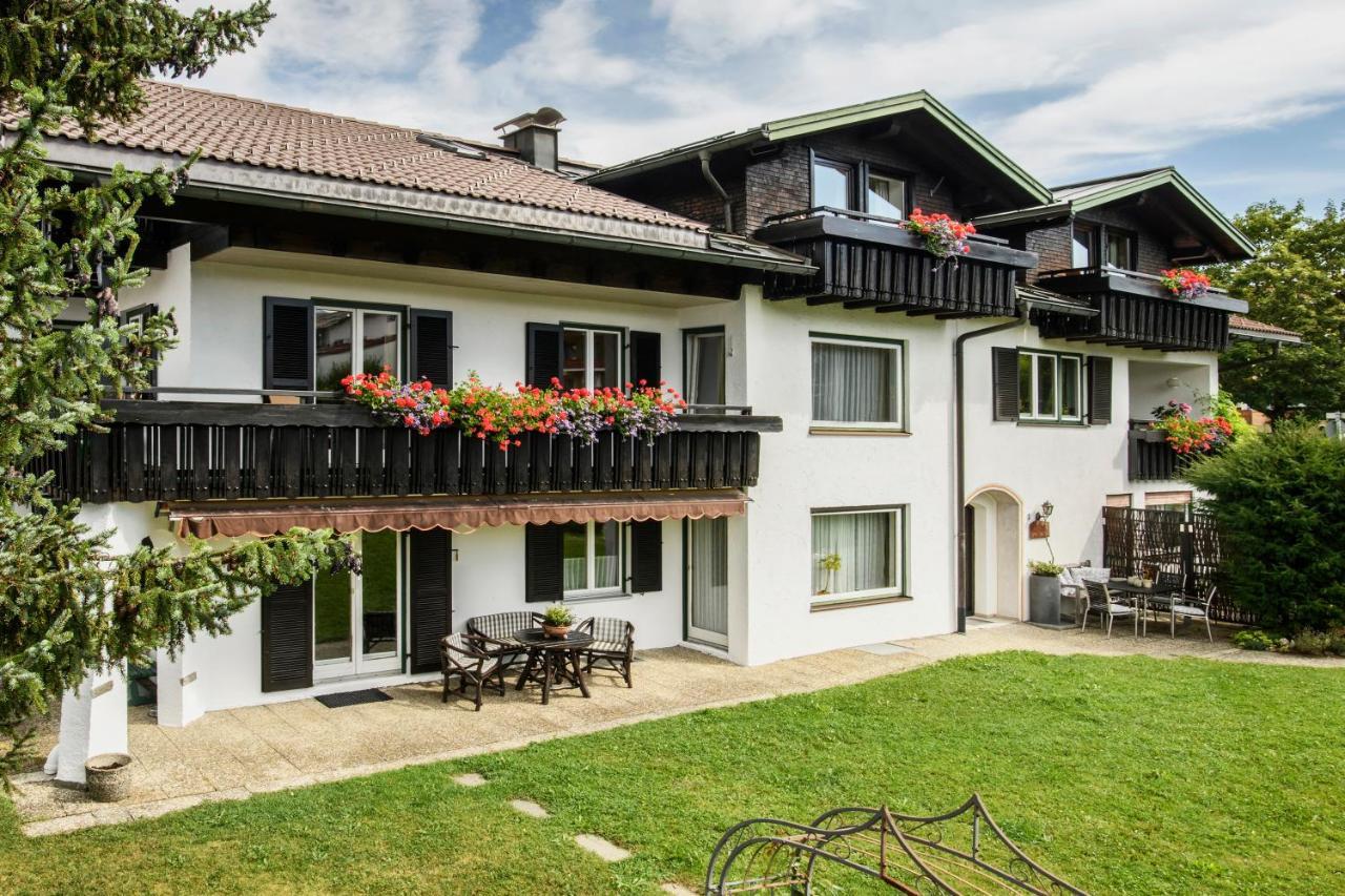 Gaestehaus Schmid Hotel Oberstaufen Ngoại thất bức ảnh