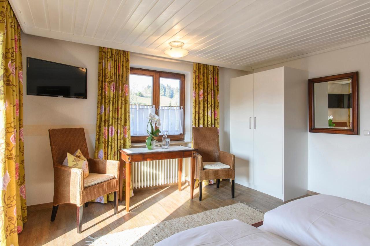 Gaestehaus Schmid Hotel Oberstaufen Ngoại thất bức ảnh