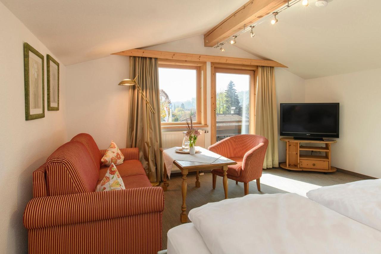 Gaestehaus Schmid Hotel Oberstaufen Ngoại thất bức ảnh